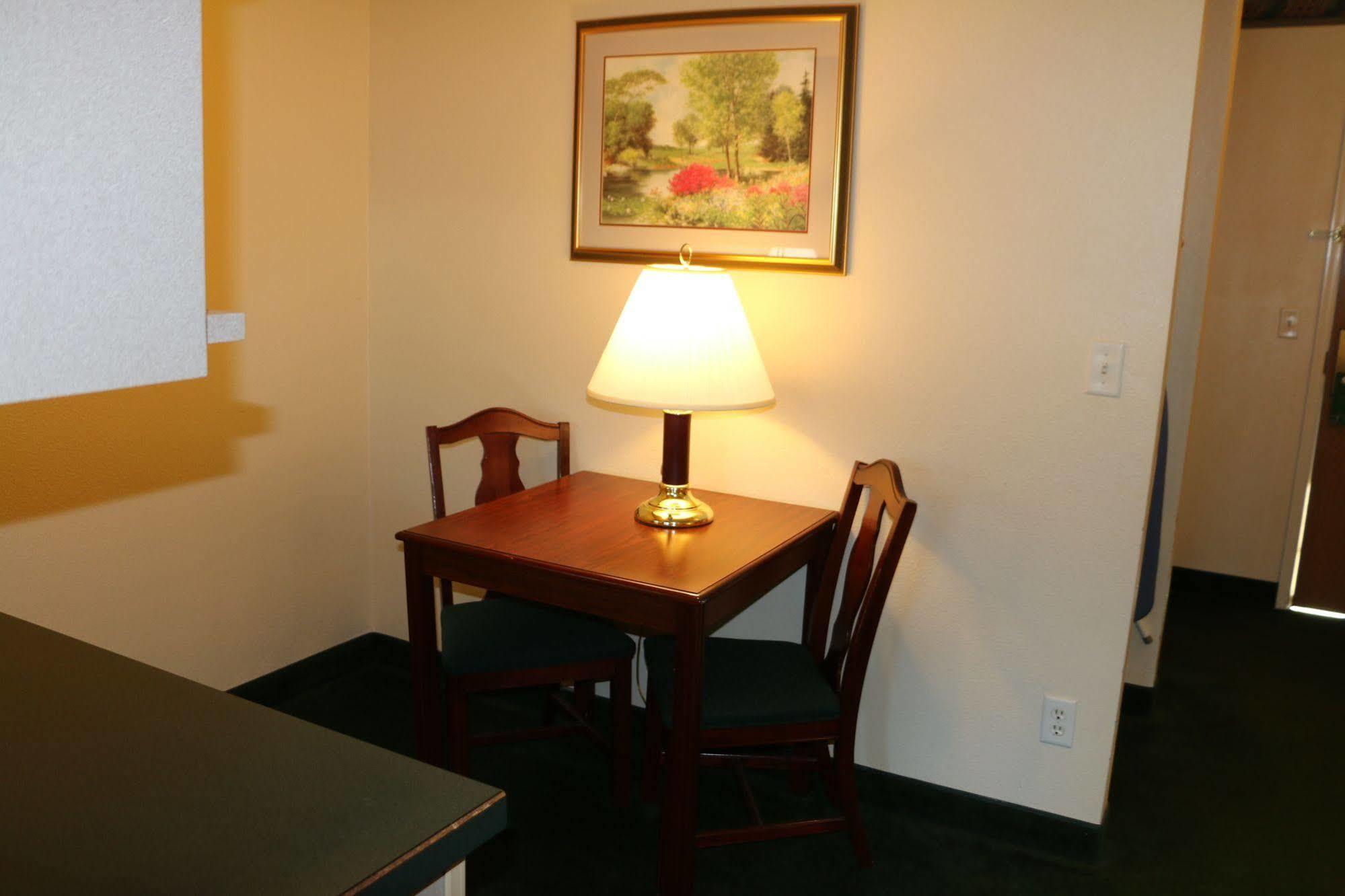 Guesthouse Inn & Suites Kelso/Longview Zewnętrze zdjęcie