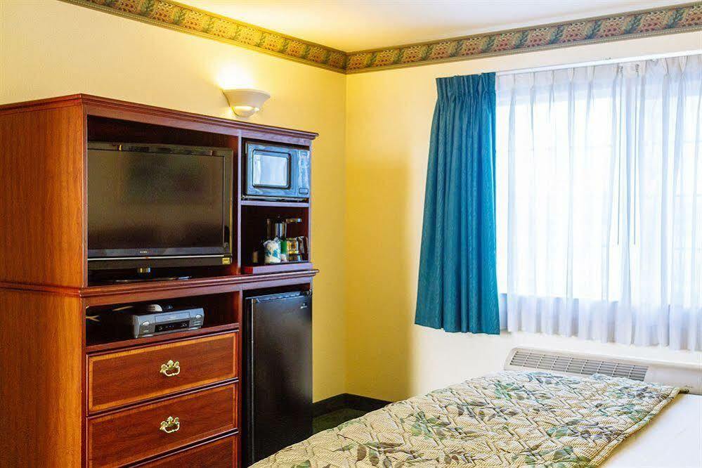 Guesthouse Inn & Suites Kelso/Longview Zewnętrze zdjęcie